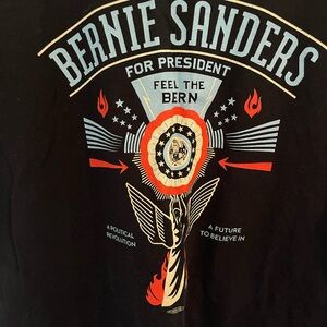 Shepard Fairey+Bernie Sanders campaign shirt